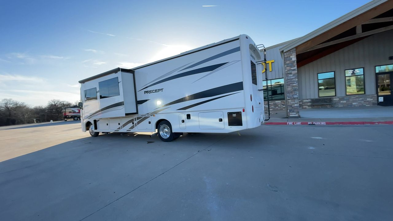 2024 JAYCO PRECEPT