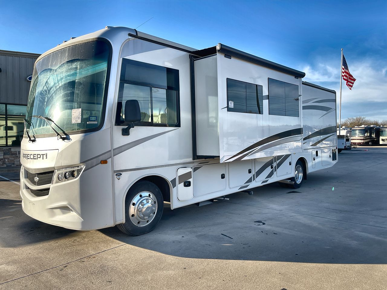 2024 JAYCO PRECEPT