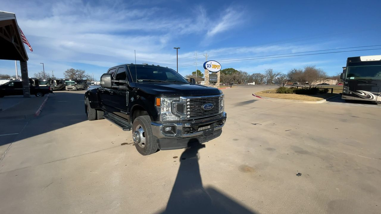 2022 Ford F-350 LARIAT FX4