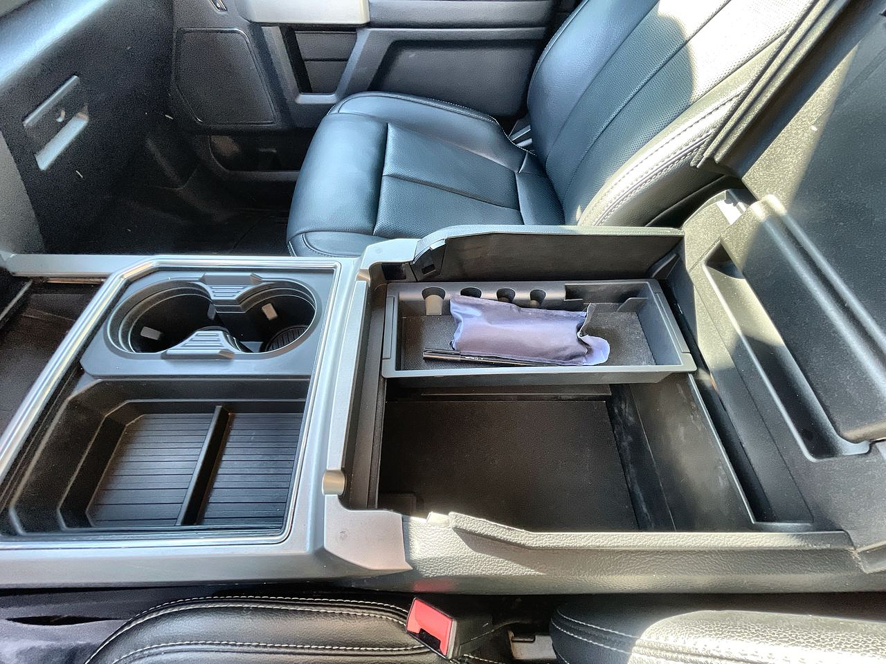 2022 Ford F-350 LARIAT FX4