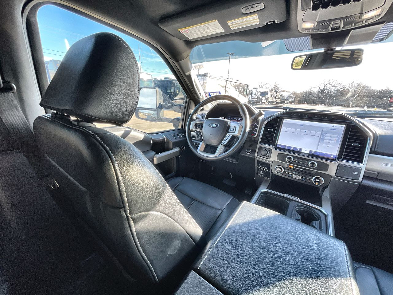 2022 Ford F-350 LARIAT FX4