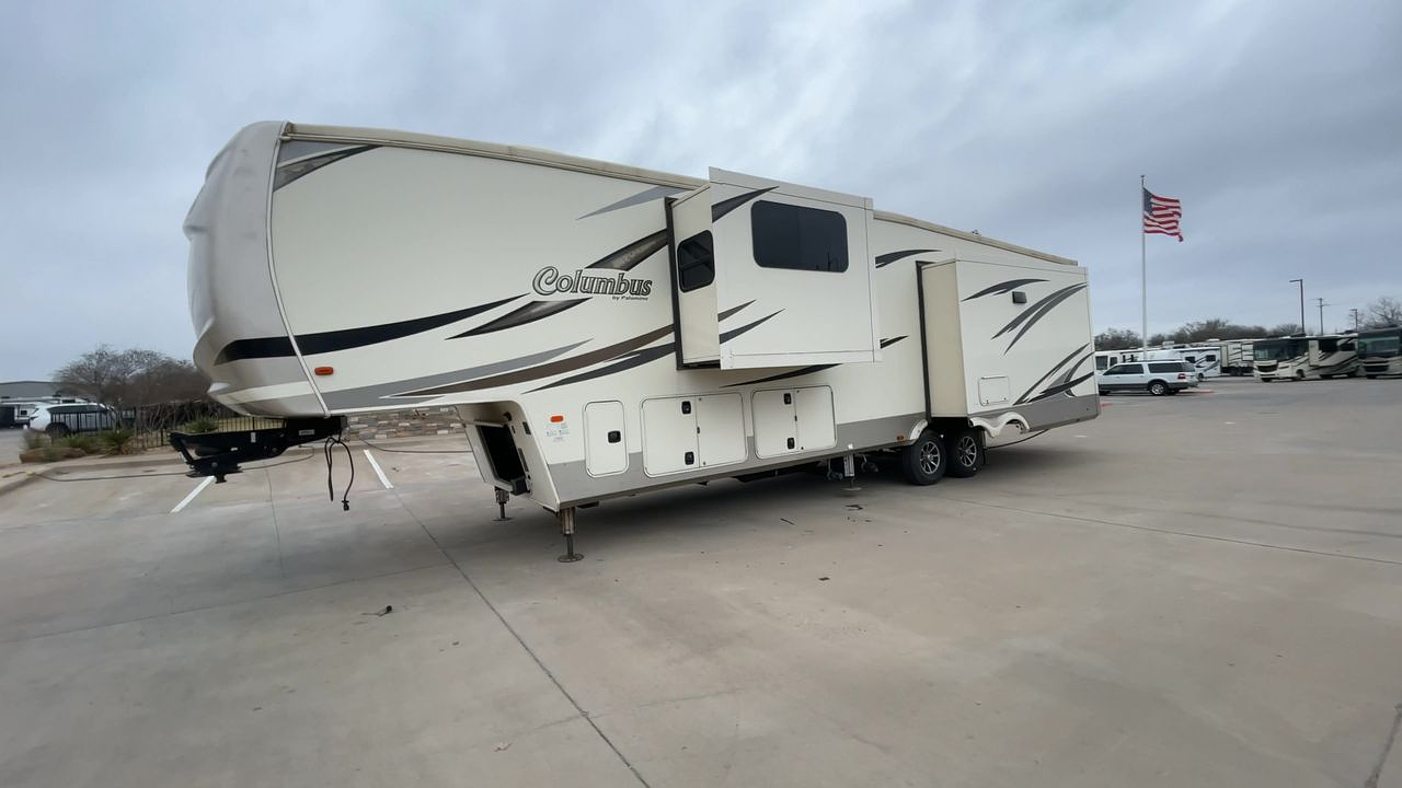 2019 COLUMBUS 383FB PALOMINO