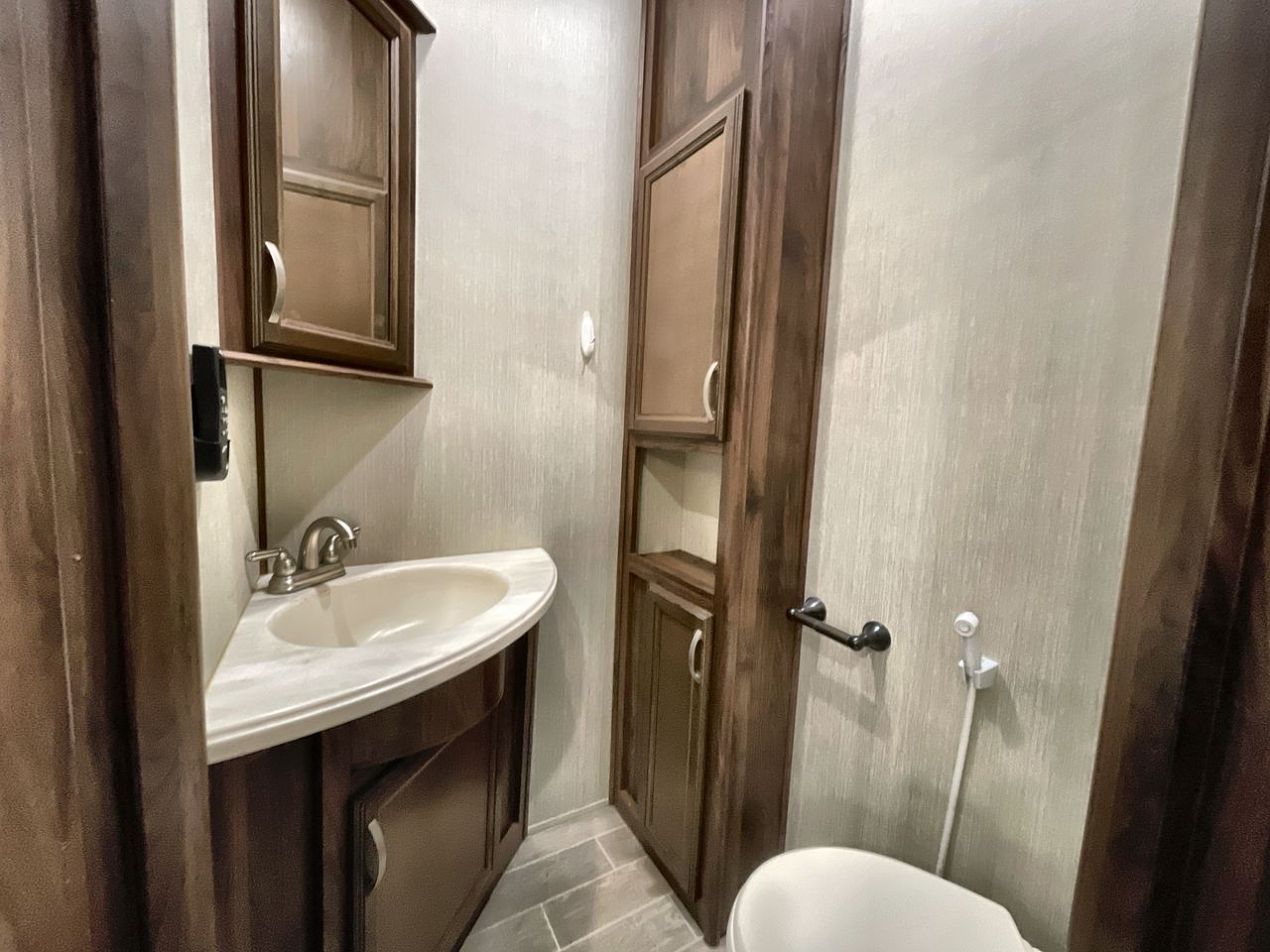 2019 COLUMBUS 383FB PALOMINO