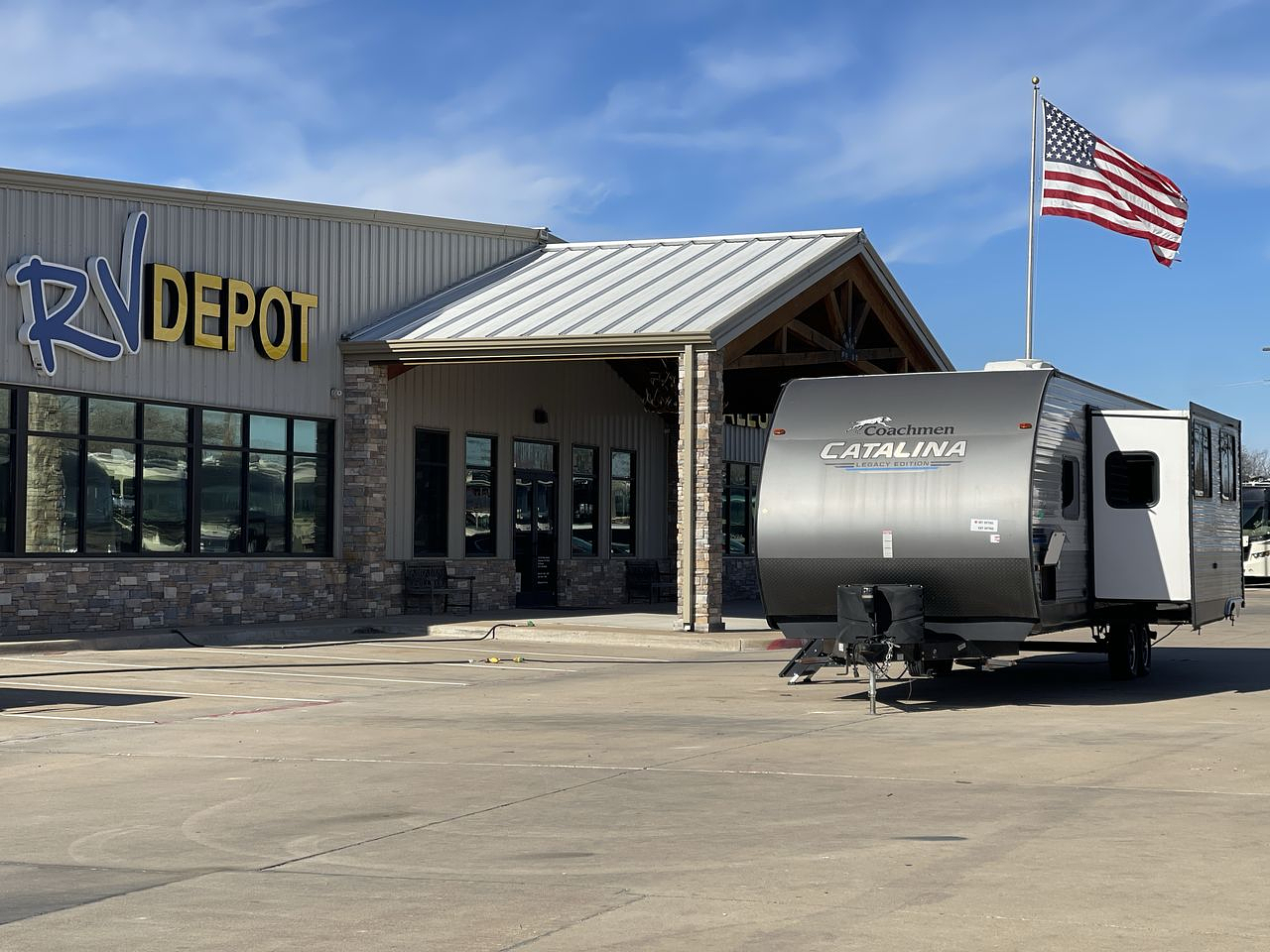 2020 COACHMEN CATALINA 303QBCK