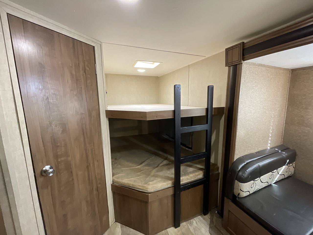 2018 GULF STREAM TRAILMASTER 268BH