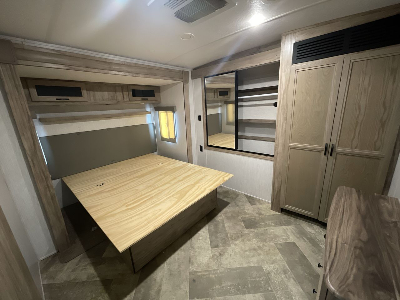 2022 PALOMINO SOLAIRE 320TSBH