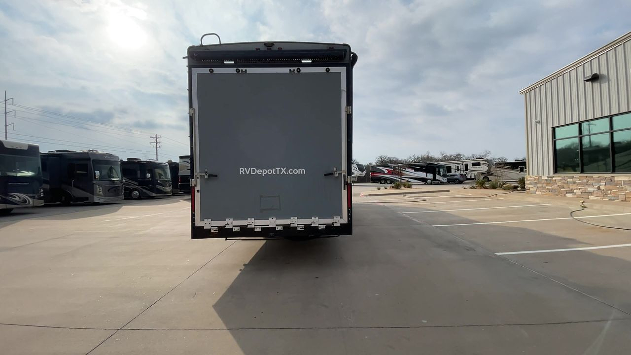 2017 HEARTLAND CYCLONE 4200