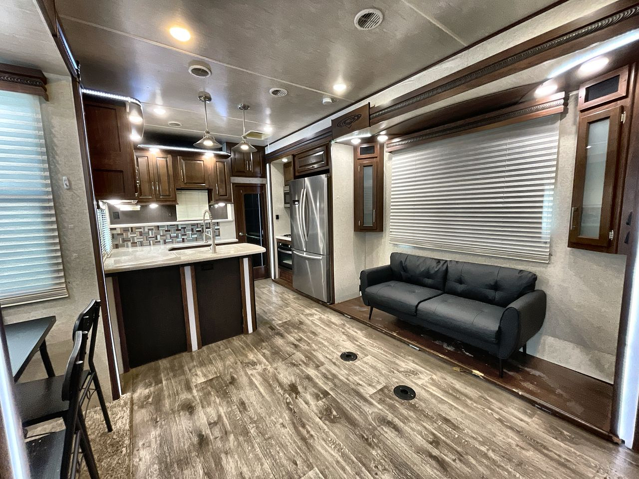 2017 HEARTLAND CYCLONE 4200