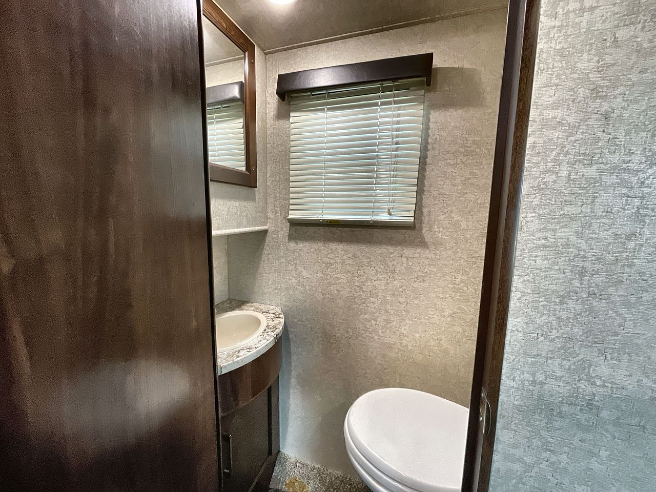 2017 HEARTLAND CYCLONE 4200