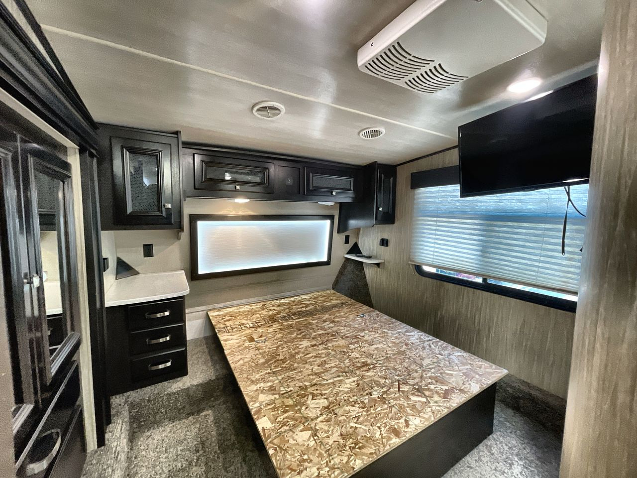 2019 HEARTLAND ROAD WARRIOR 427RW