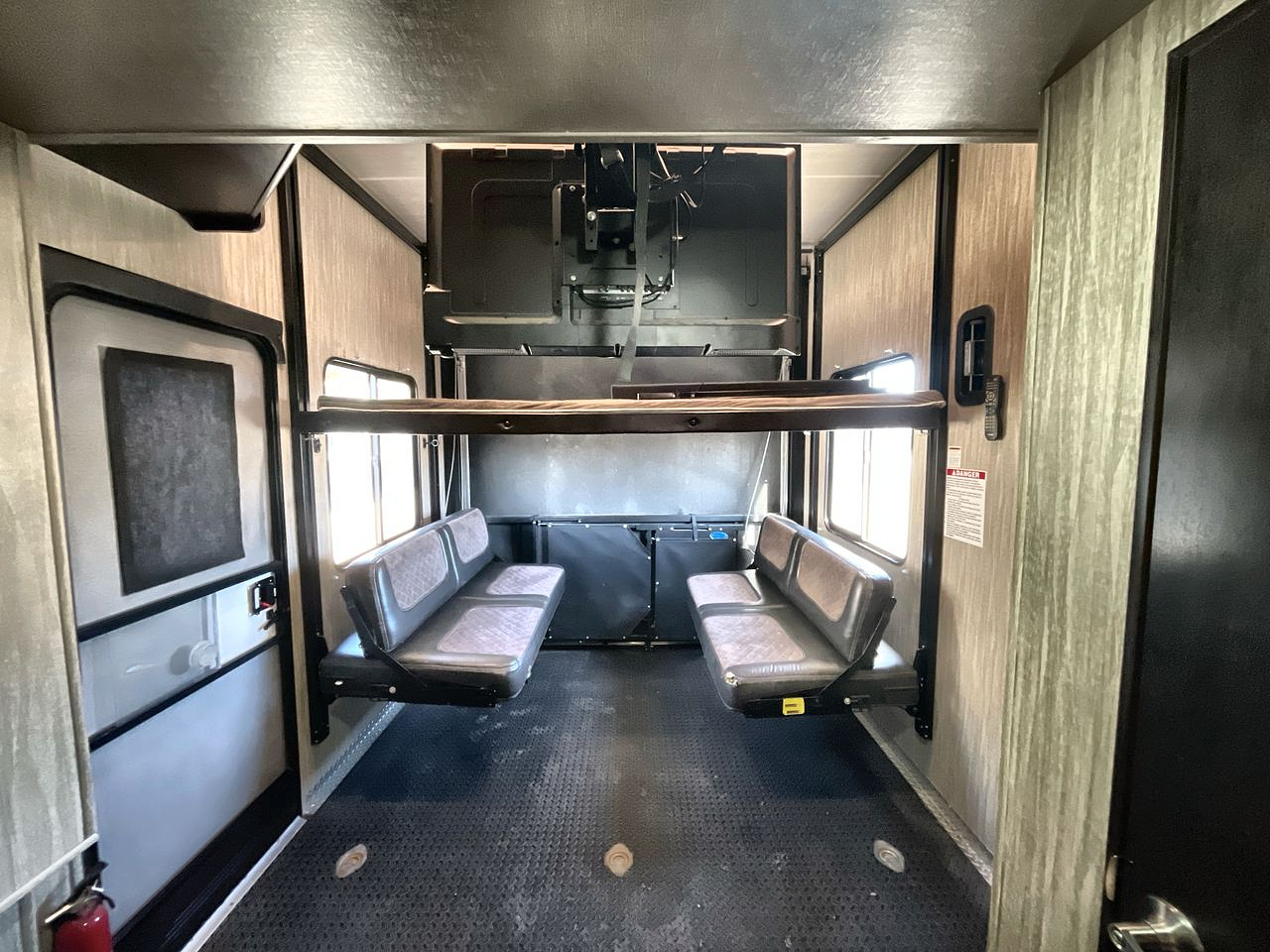 2019 HEARTLAND ROAD WARRIOR 427RW