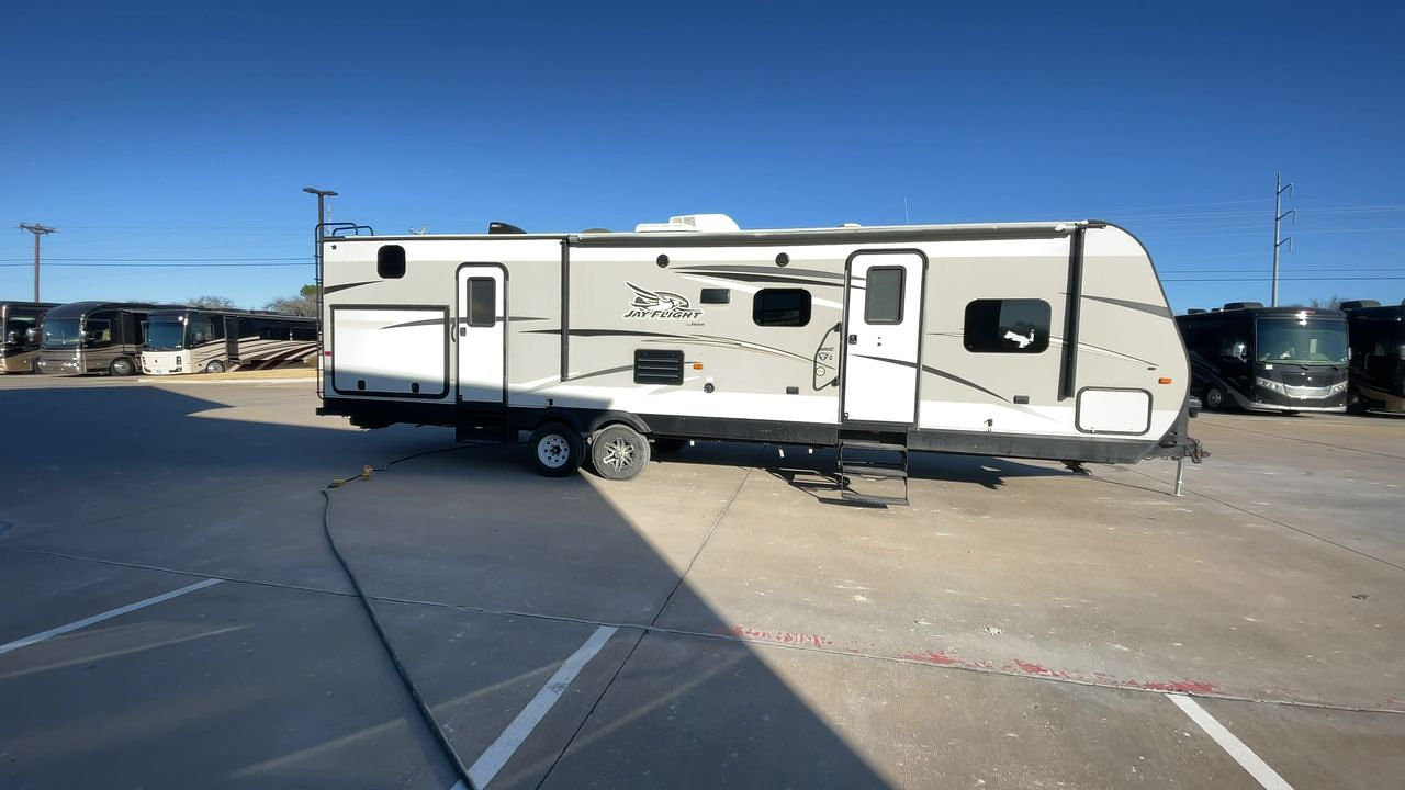 2017 JAYCO JAYFLIGHT 32BHDS