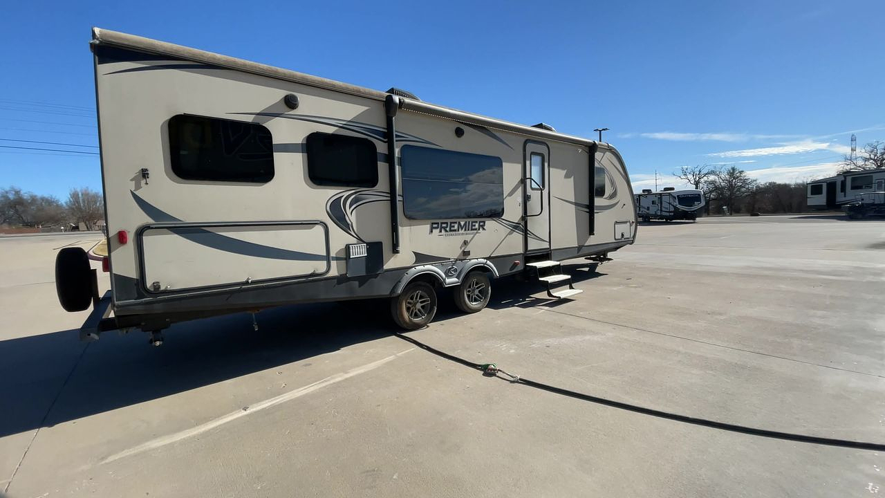 2018 KEYSTONE PREMIER 30RIPR