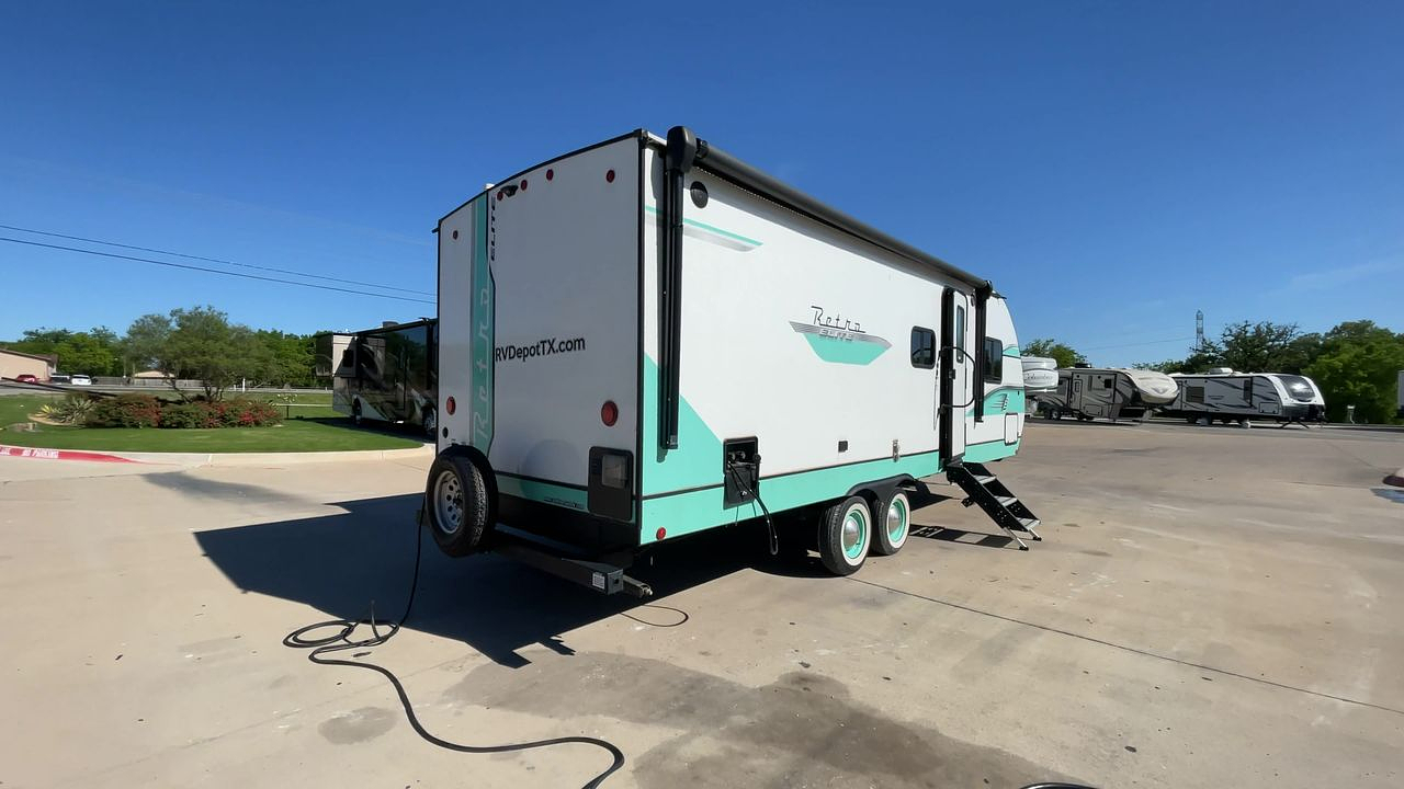 2023 RIVERSIDE RETRO 245RB