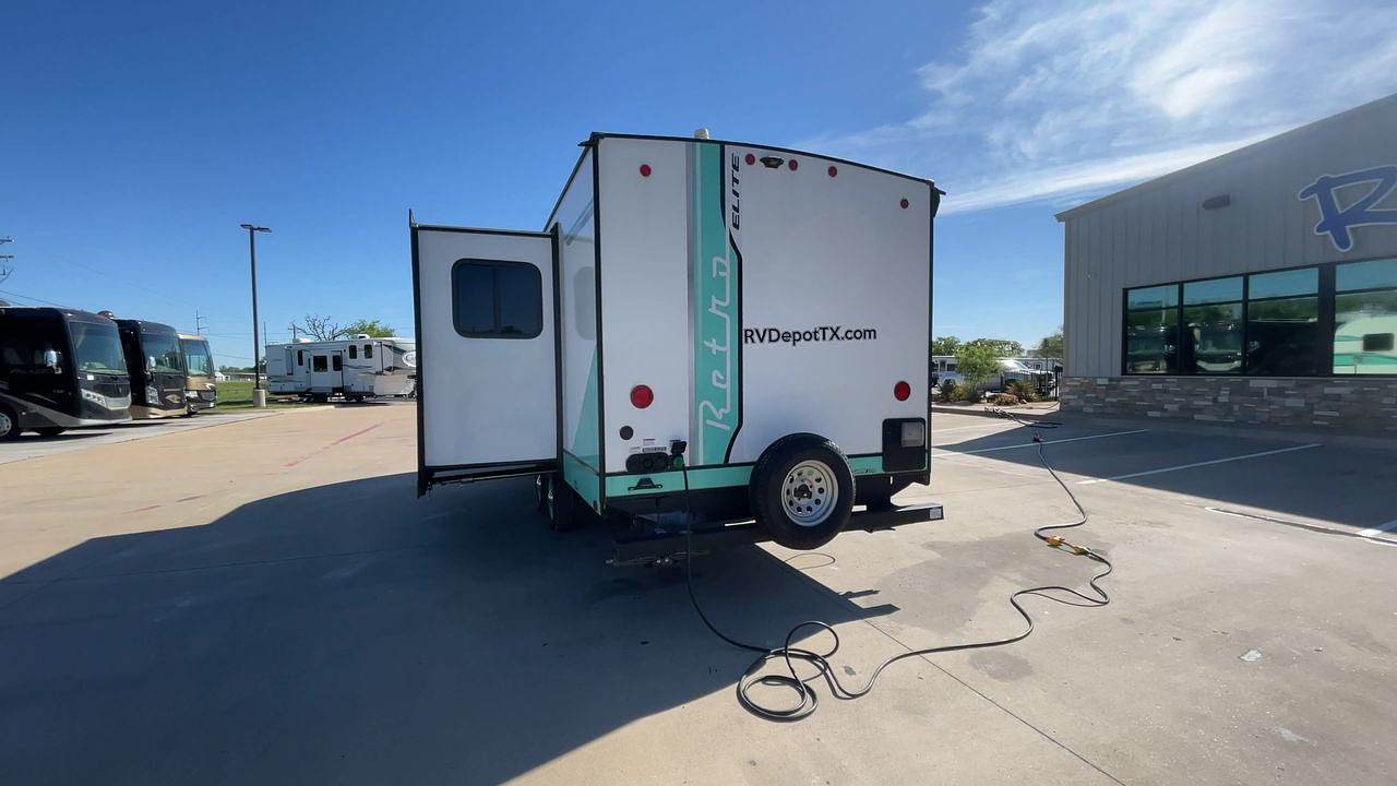 2023 RIVERSIDE RETRO 245RB