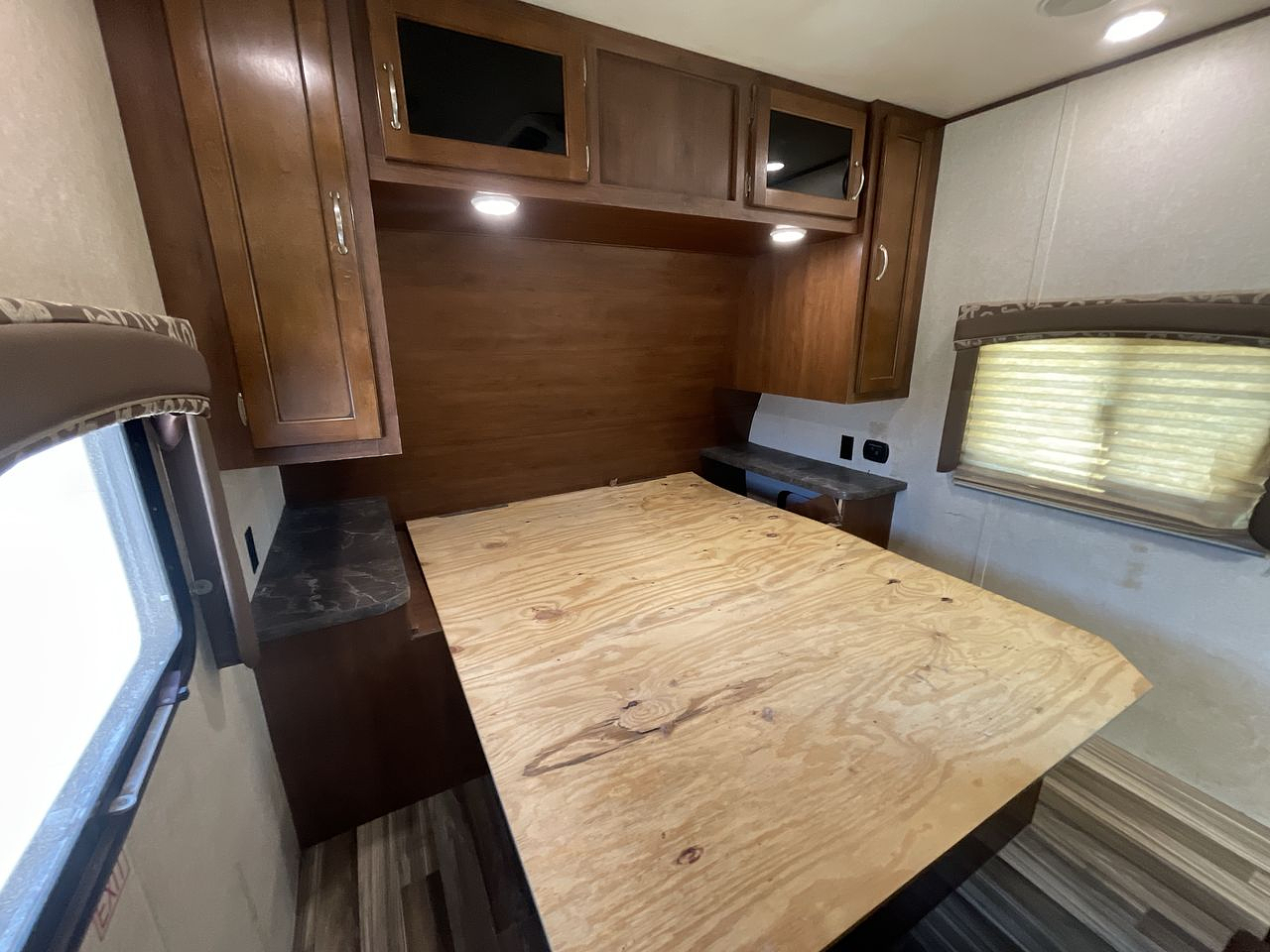 2017 JAYCO JAYFLIGHT 32BHDS