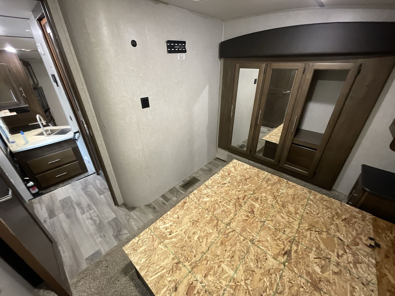 2019 KEYSTONE COUGAR 29RDB