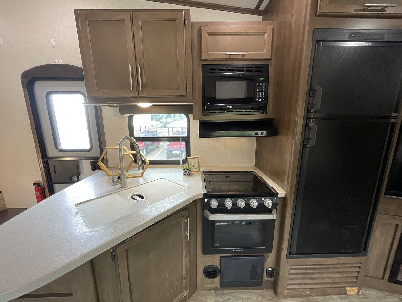 2019 KEYSTONE COUGAR 29RDB