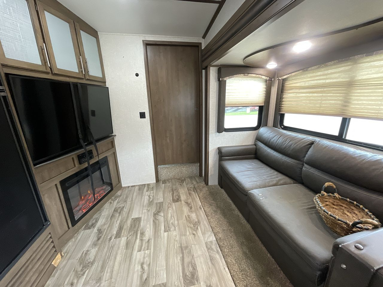 2019 KEYSTONE COUGAR 29RDB