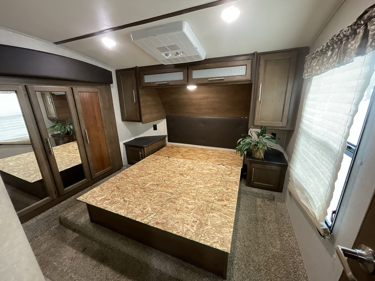 2019 KEYSTONE COUGAR 29RDB