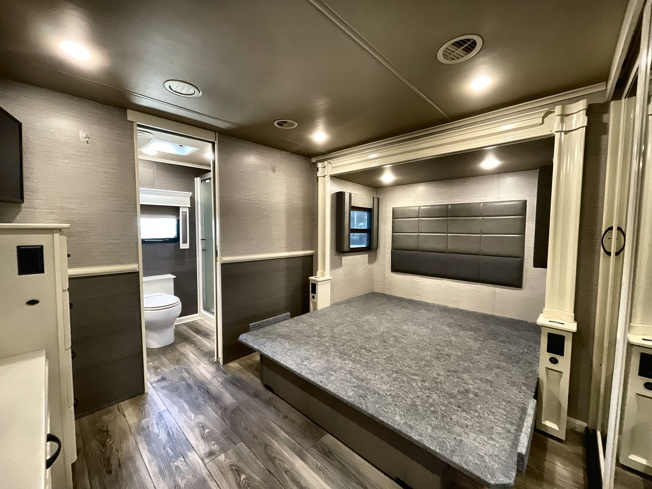 2022 VANLEIGH VILANO 377FL