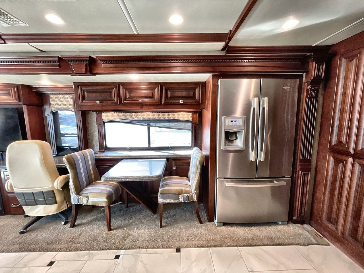 2015 MONACO DYNASTY 45P