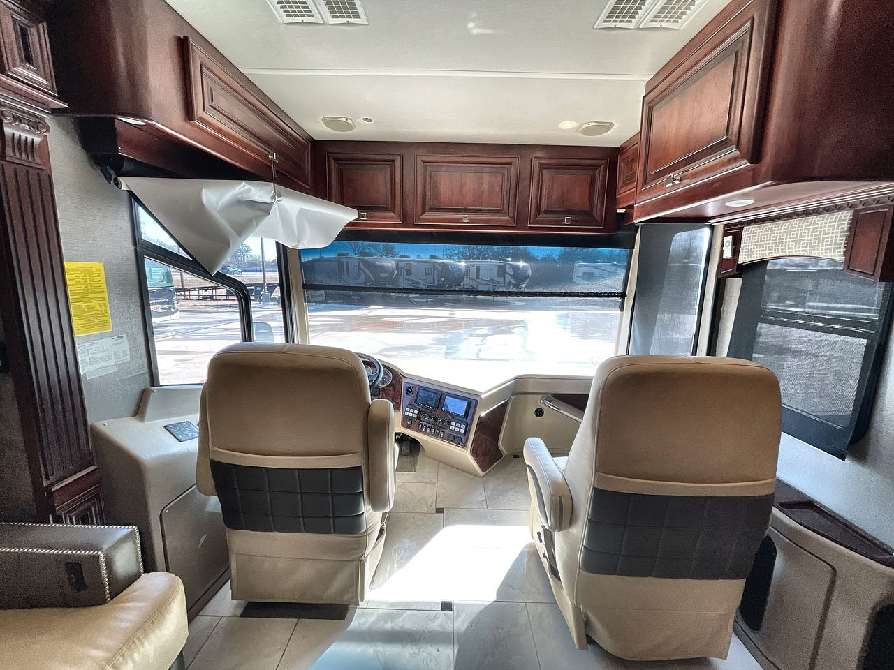 2015 MONACO DYNASTY 45P