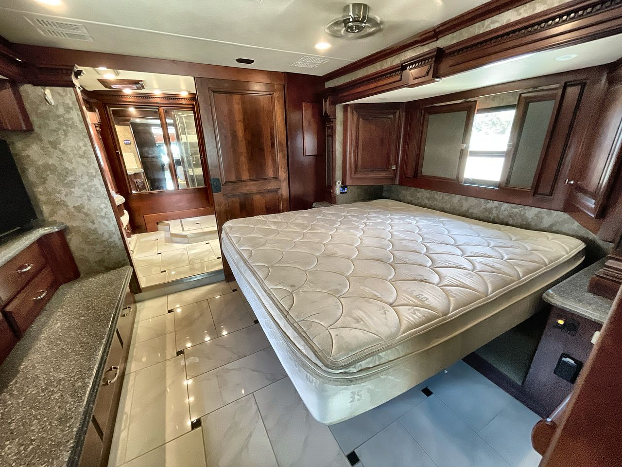 2015 MONACO DYNASTY 45P