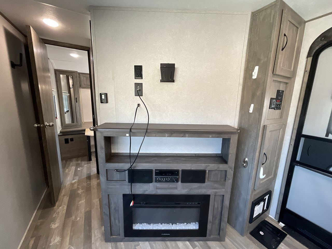 2020 FOREST RIVER VIBE 32BH