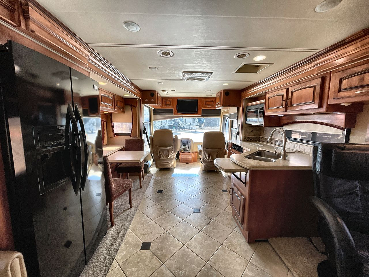 2011 HOLIDAY RAMBLER ENDEAVOR 43PDS