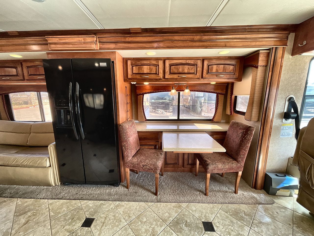 2011 HOLIDAY RAMBLER ENDEAVOR 43PDS