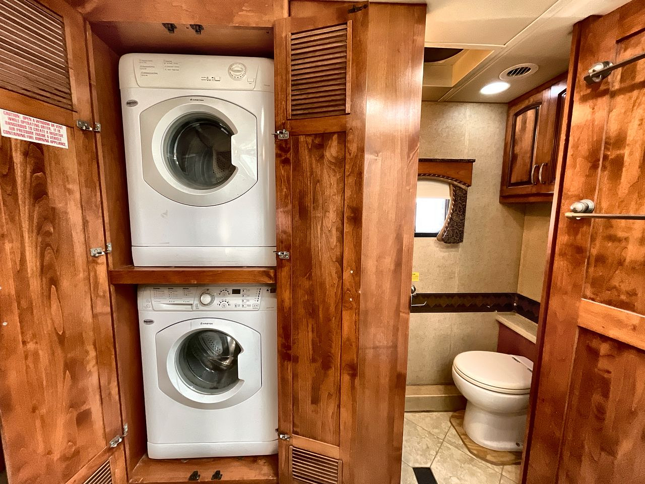 2011 HOLIDAY RAMBLER ENDEAVOR 43PDS