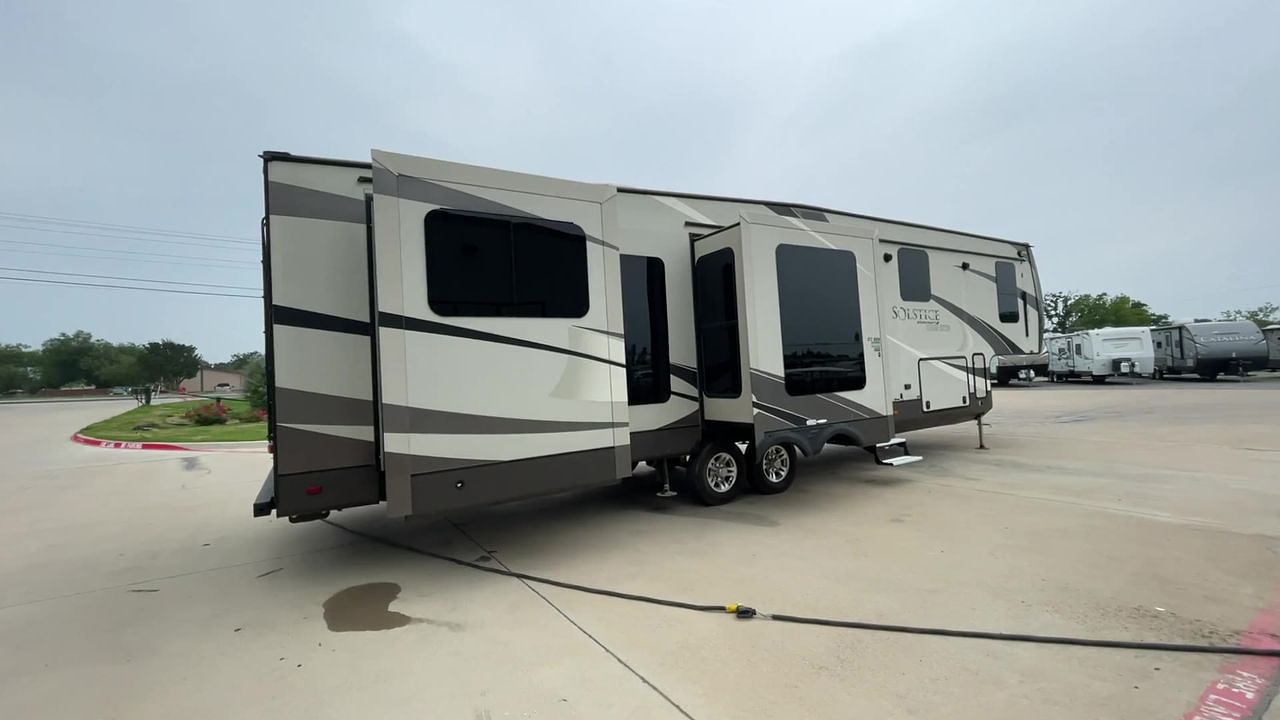 2016 STARCRAFT SOLSTICE 377RDEN