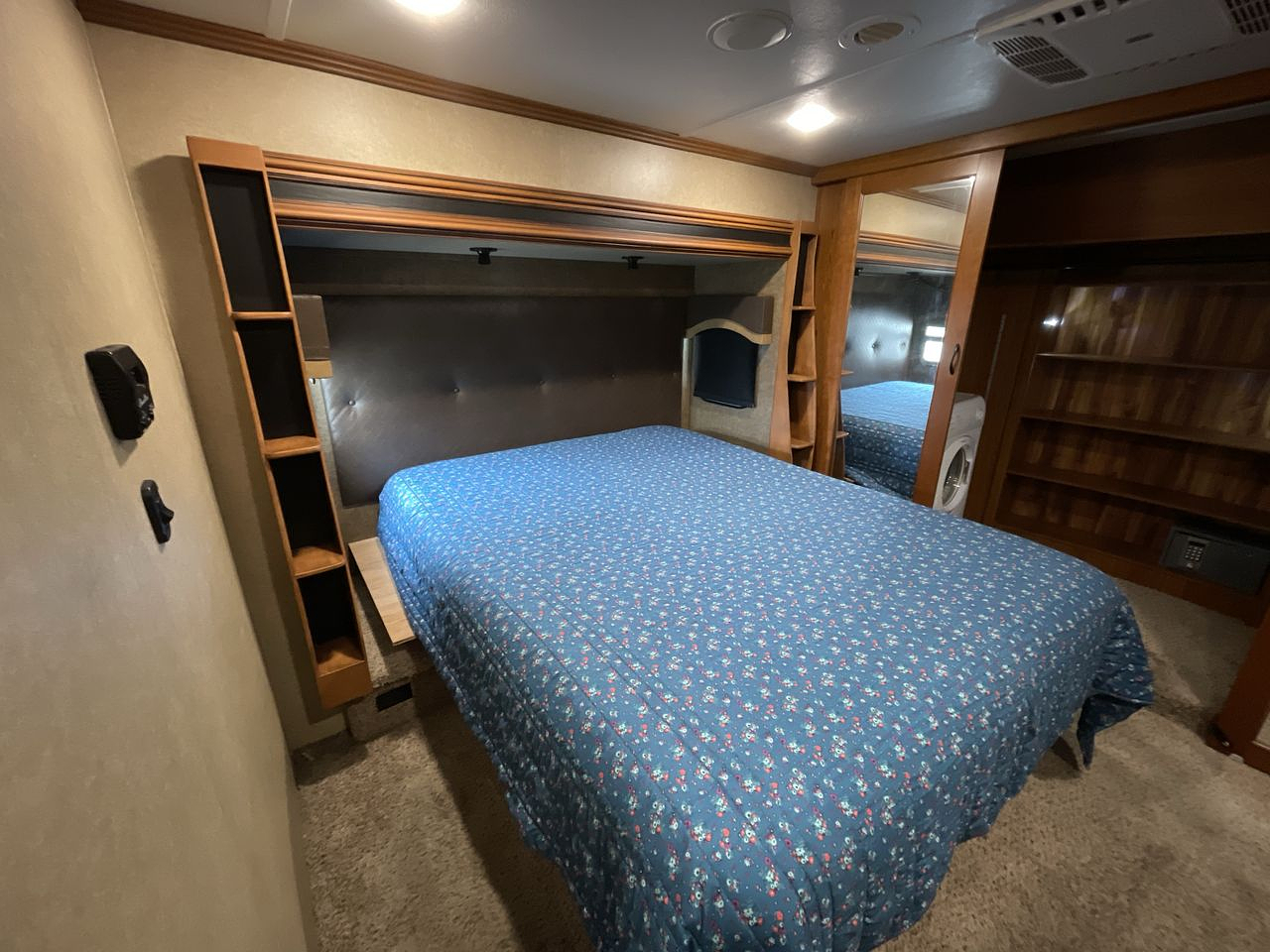 2016 STARCRAFT SOLSTICE 377RDEN