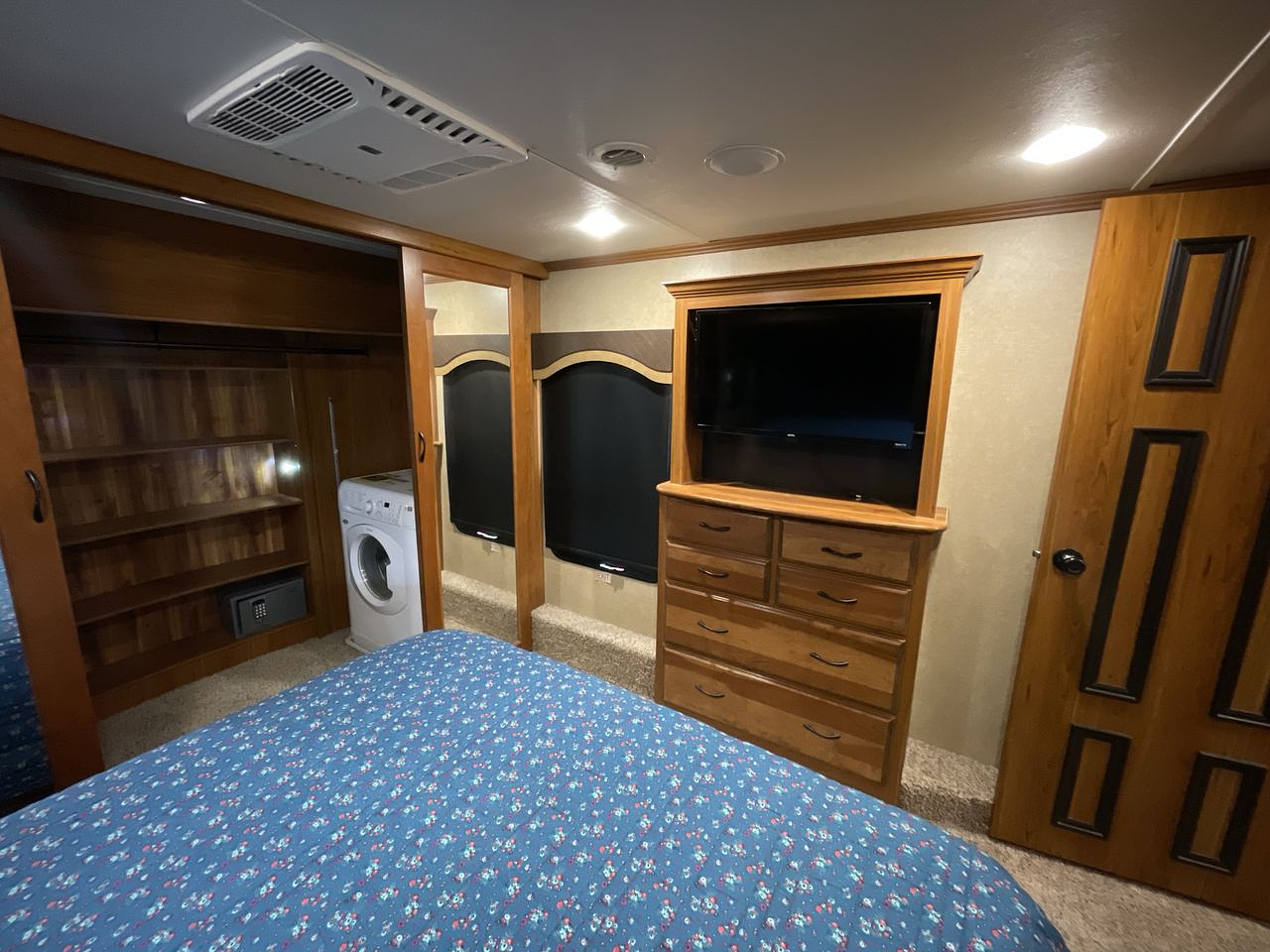 2016 STARCRAFT SOLSTICE 377RDEN