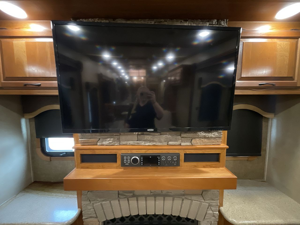 2016 STARCRAFT SOLSTICE 377RDEN