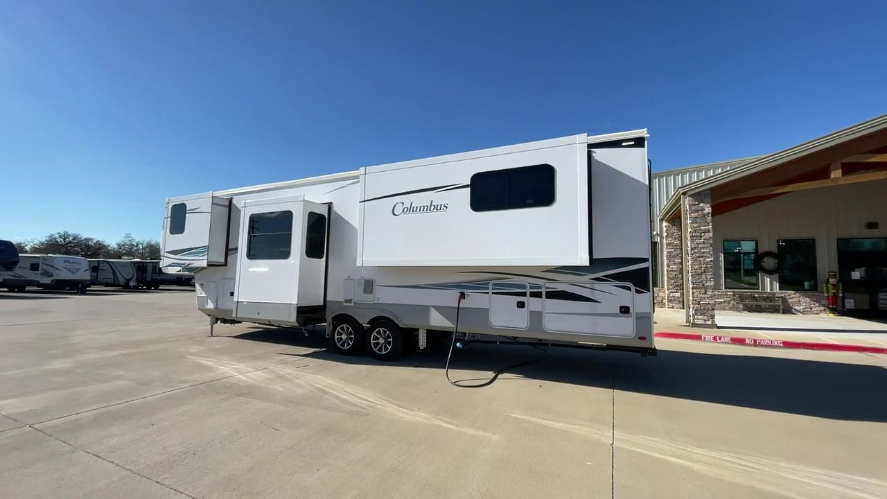 2022 FOREST RIVER COLUMBUS 1492 388FK