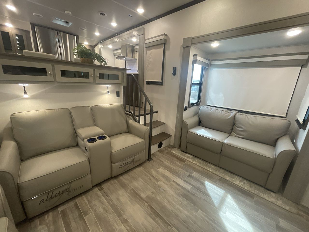 2022 FOREST RIVER COLUMBUS 1492 388FK