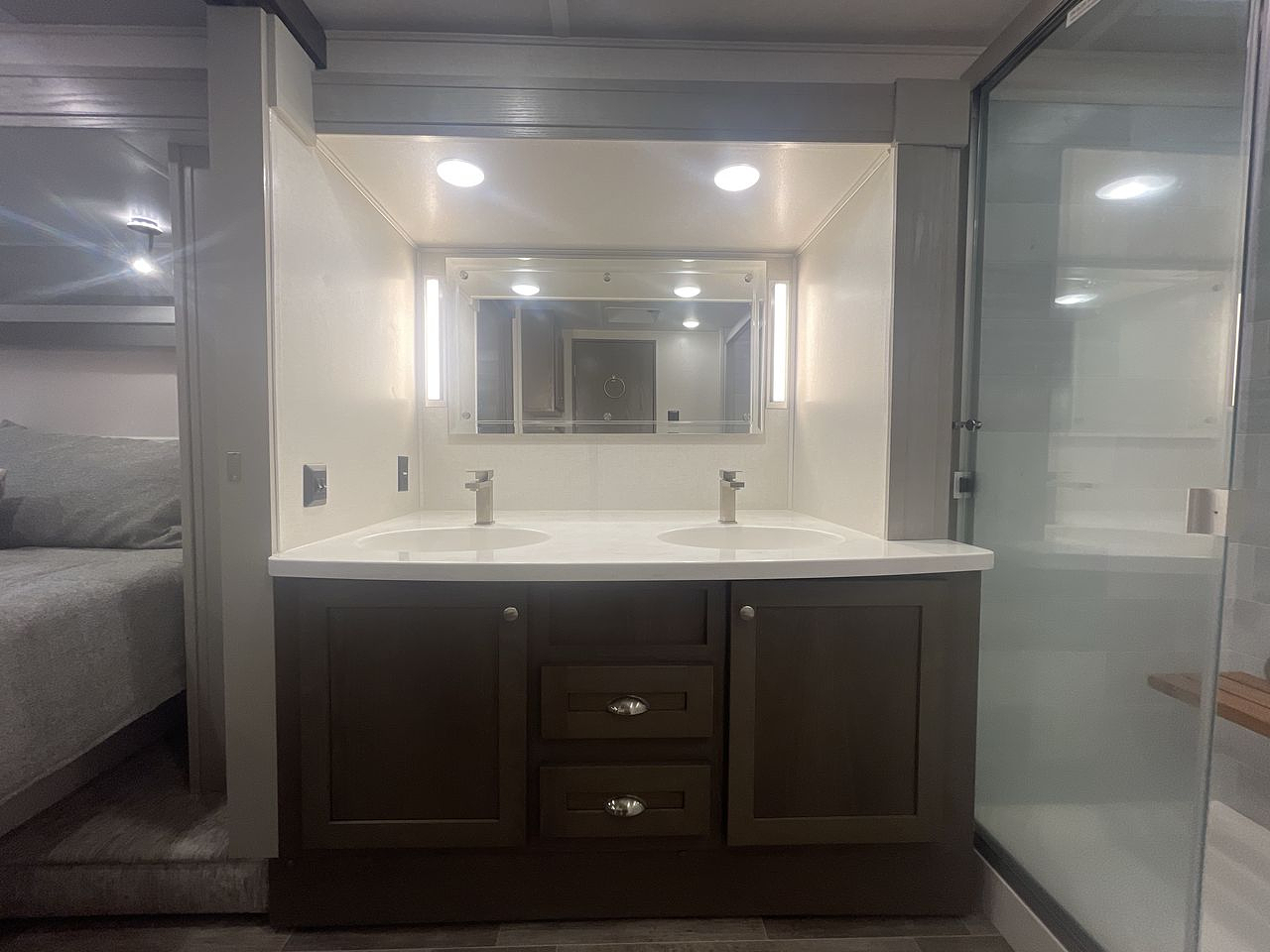 2022 FOREST RIVER COLUMBUS 1492 388FK