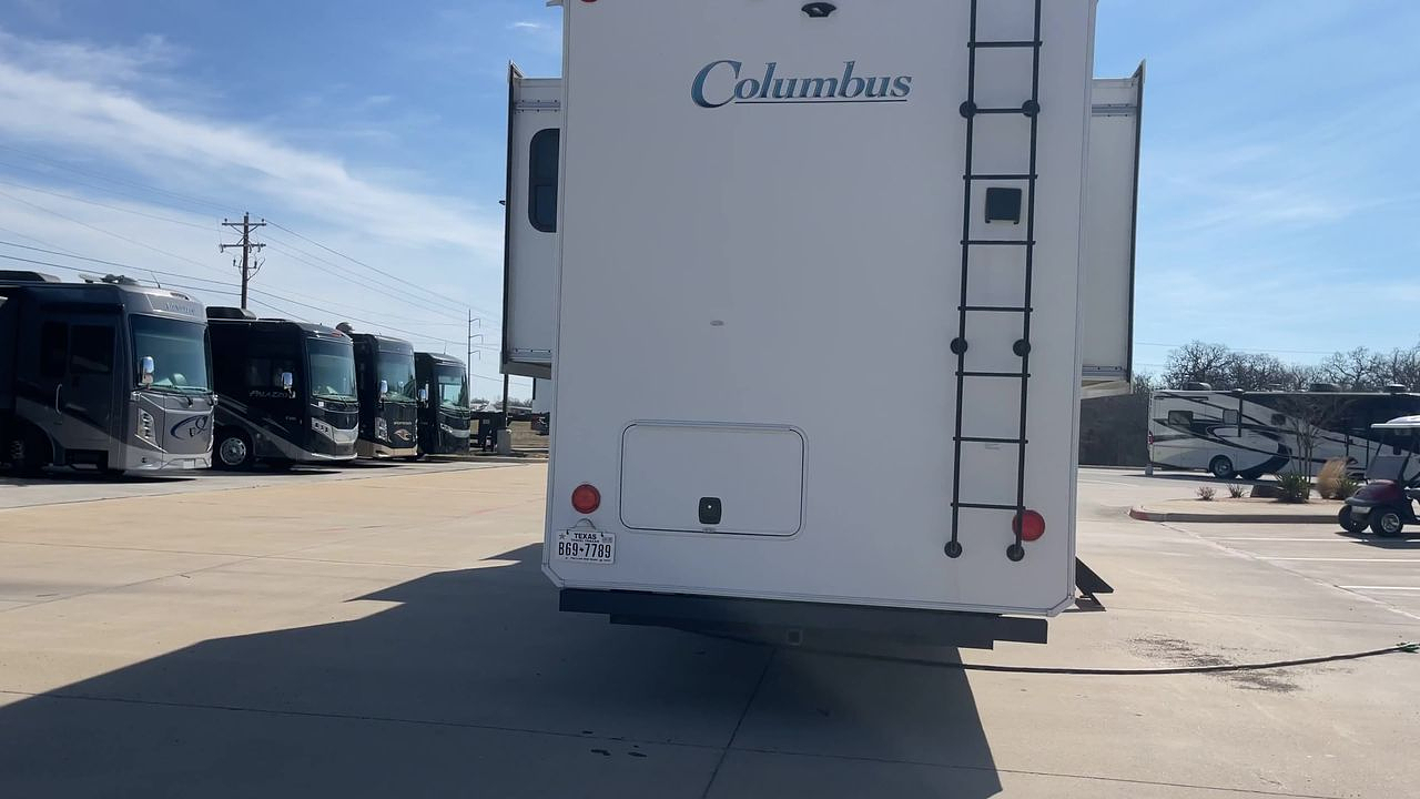 2022 FOREST RIVER COLUMBUS 1492 388FK