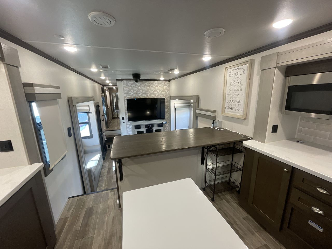 2022 FOREST RIVER COLUMBUS 1492 388FK