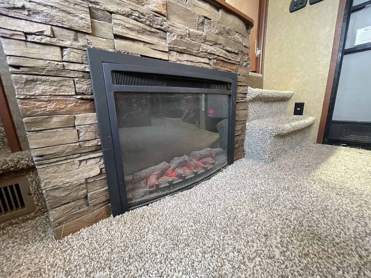 2015 FOREST RIVER VENGEANCE 378V