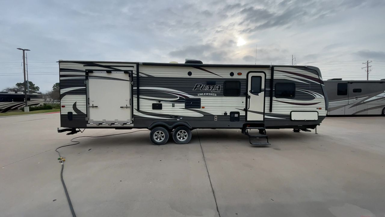 2015 PALOMINO PUMA UNLEASHED 30THS