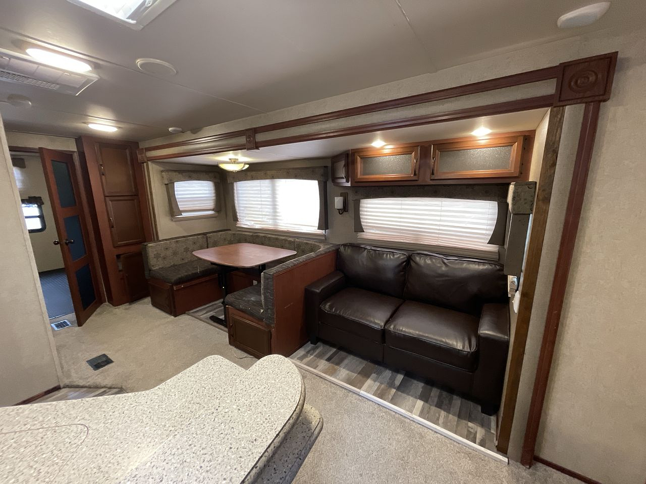 2015 PALOMINO PUMA UNLEASHED 30THS