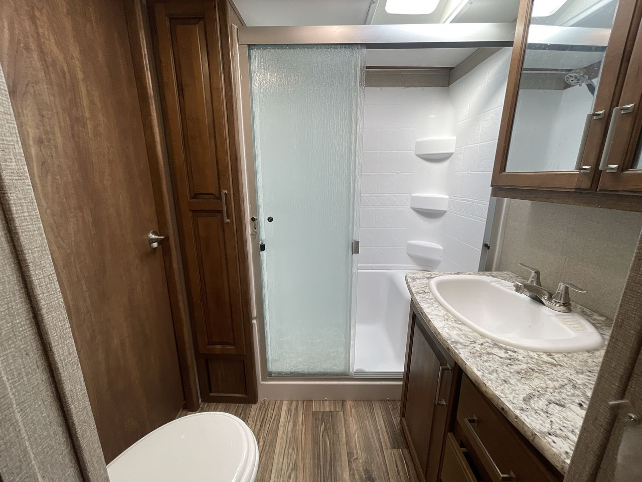 2019 KEYSTONE LAREDO 358BP