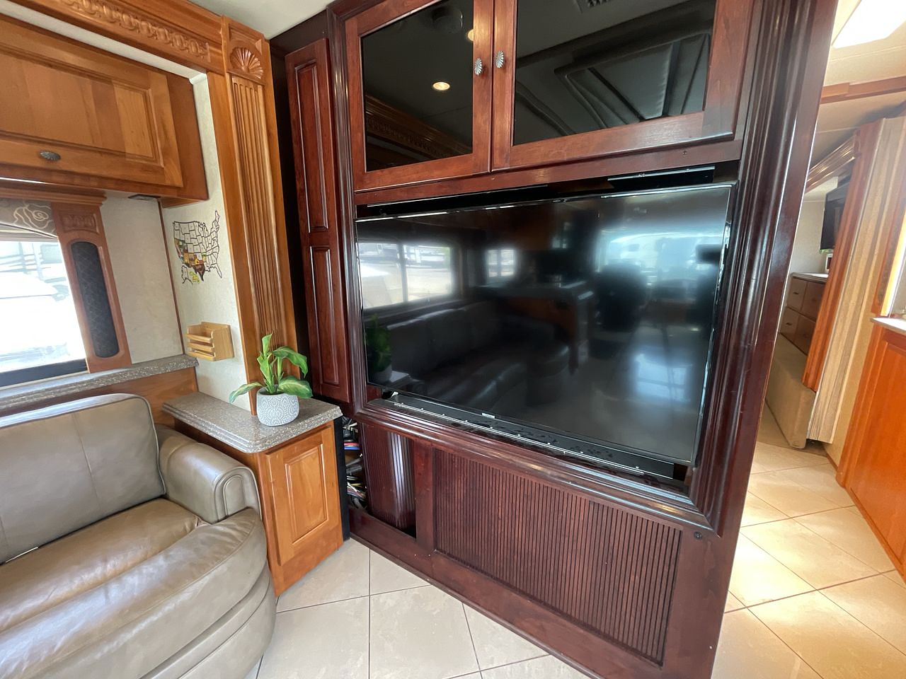 2007 MONACO DYNASTY SQUIRE IV