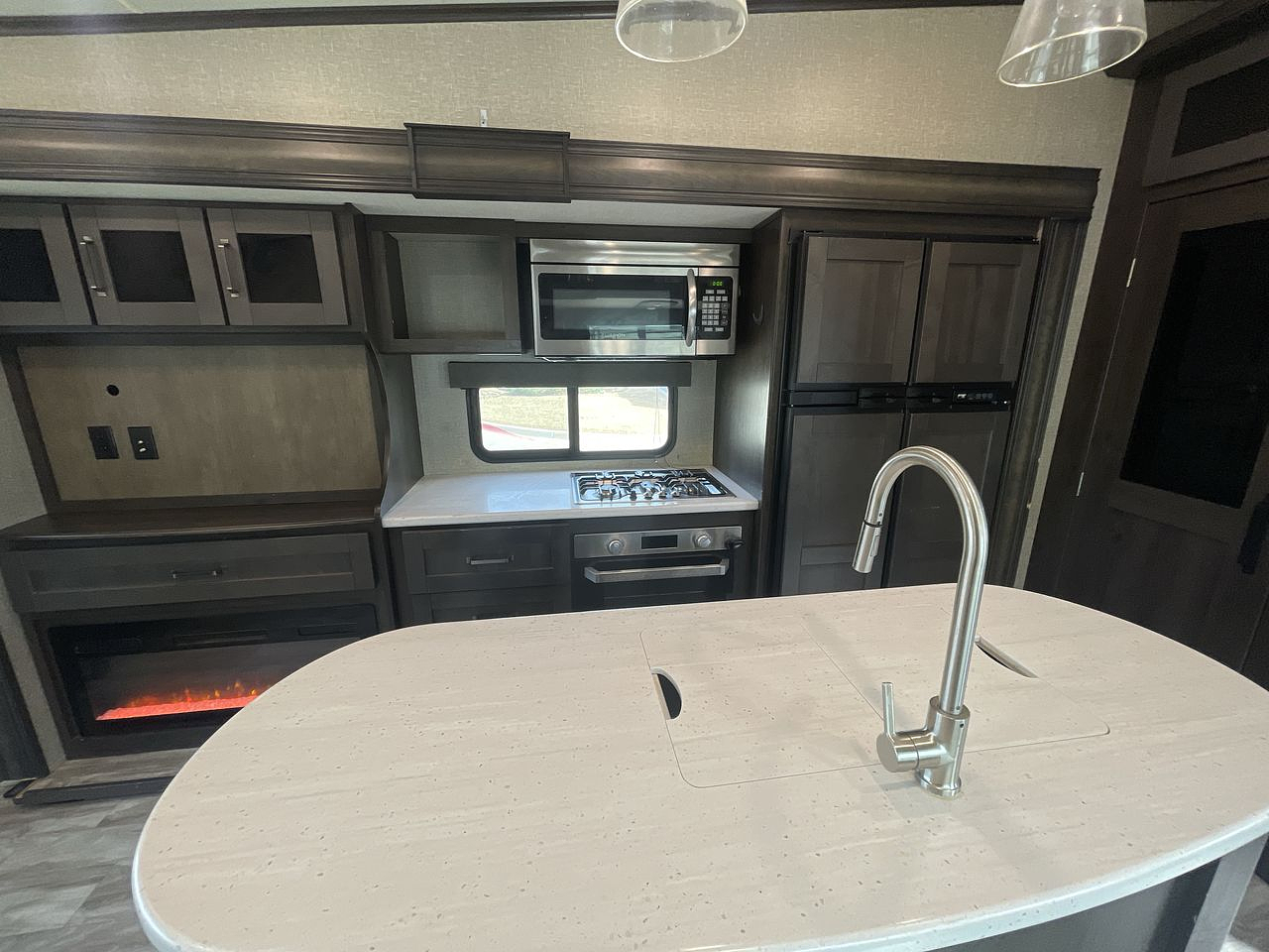 2021 GRAND DESIGN REFLECTION 367BHS