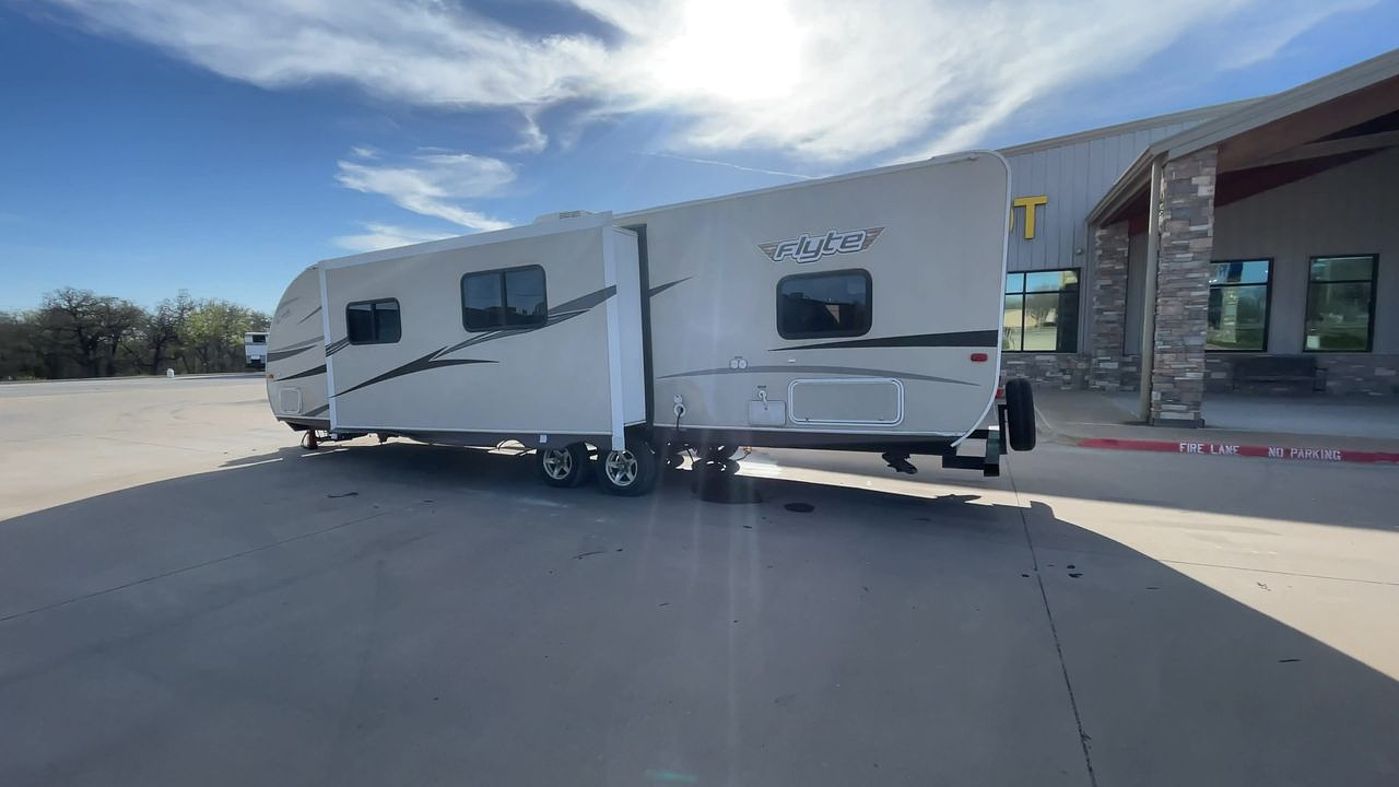 2016 FOREST RIVER SHASTA 31OK