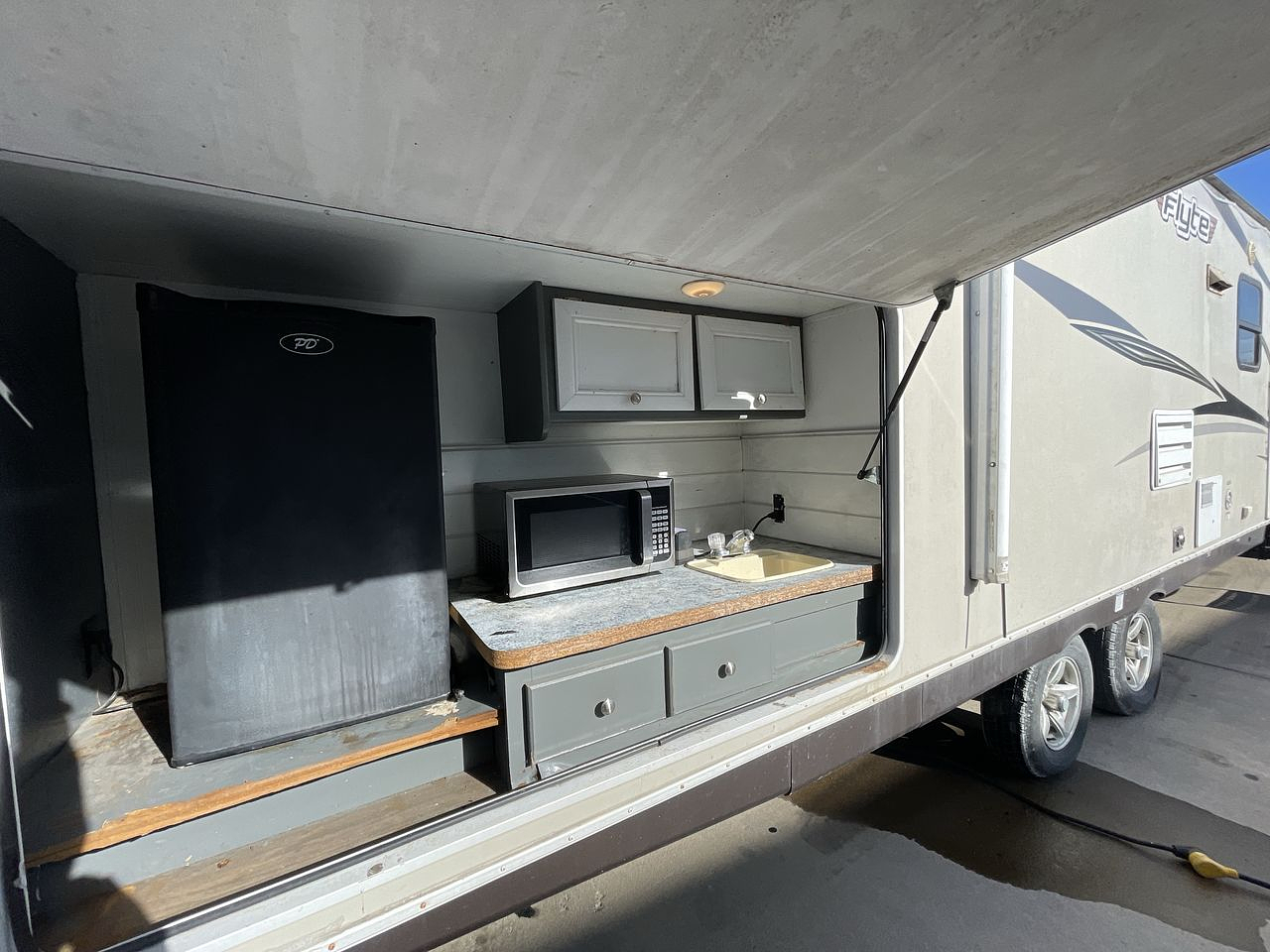 2016 FOREST RIVER SHASTA 31OK