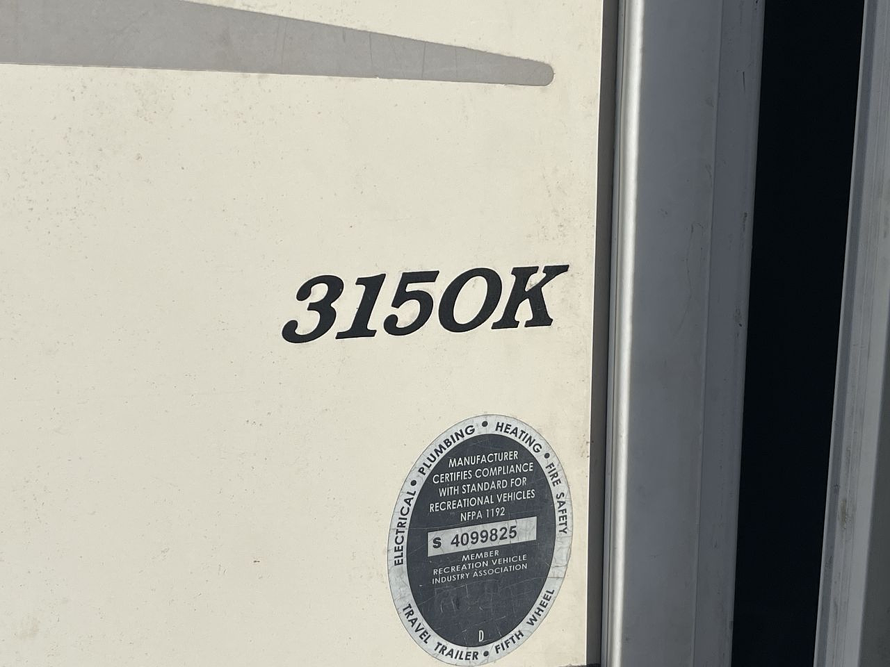 2016 FOREST RIVER SHASTA 31OK